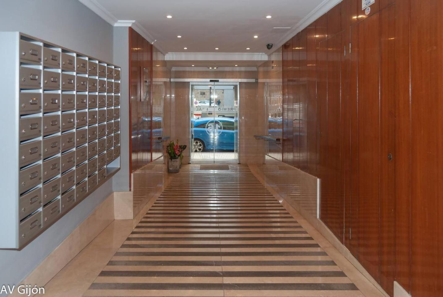 Av Premio Real 16 Apartman Gijón Kültér fotó